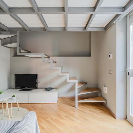 Amazing Milan Loft - 350 M Far From Dateo Station Ngoại thất bức ảnh