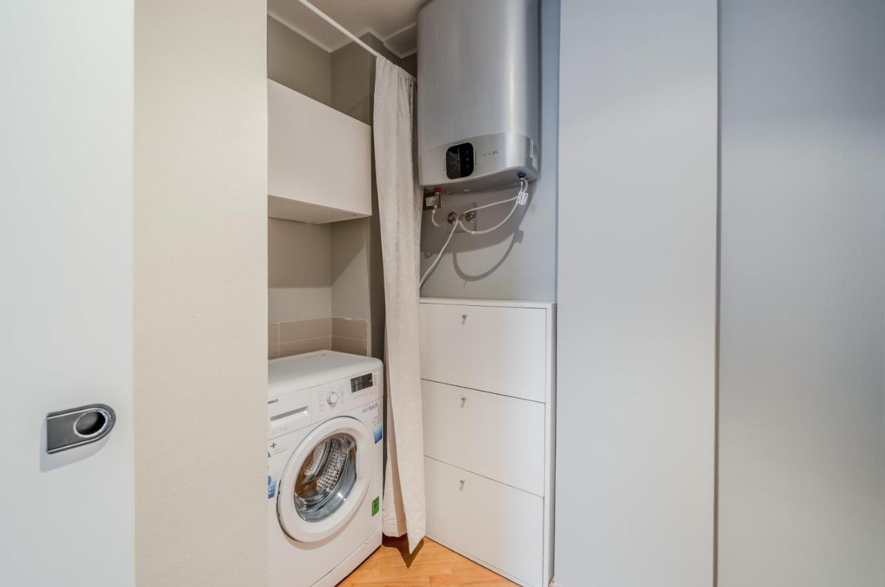 Amazing Milan Loft - 350 M Far From Dateo Station Ngoại thất bức ảnh